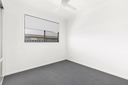 Modern Family Home - Photo 4