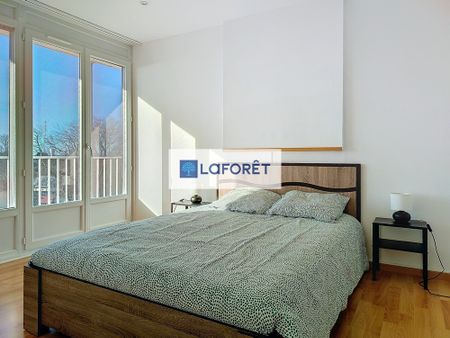 Apartment - Photo 2