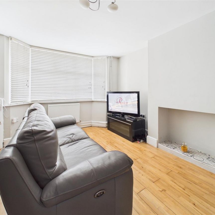 2 bedroom Semi-detached house to rent - Photo 1