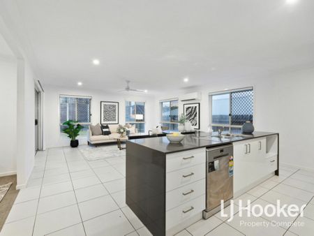 Modern Family Home With Large Yard! - Photo 2