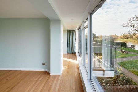 4 bedroom townhouse to rent - Photo 2