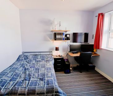 Standard Ensuite - Photo 1