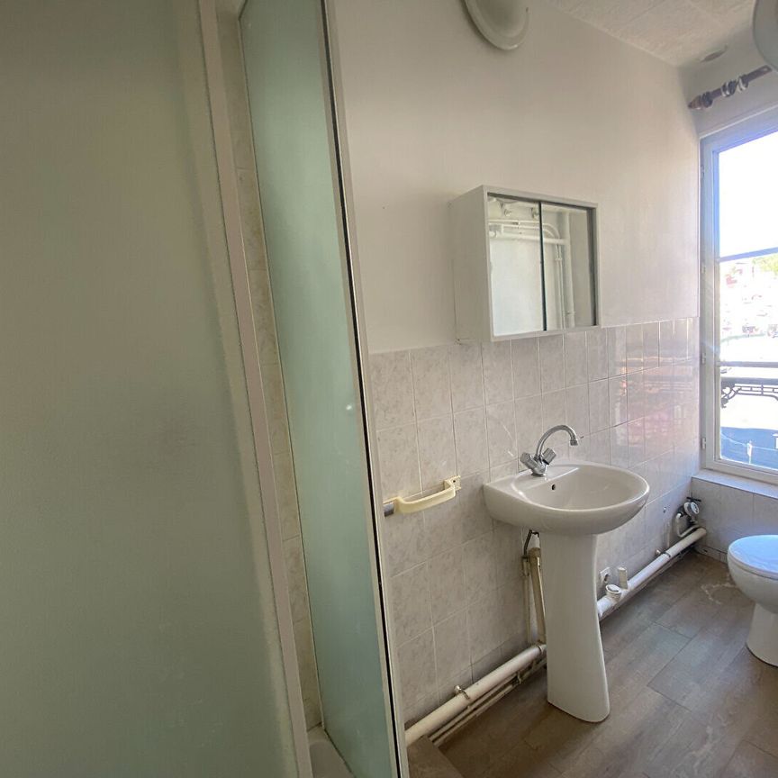 Appartement Corbeil Essonnes 1 pièce(s) 23.61 m2 - Photo 1