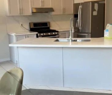 472 CARBERT CRESCENT - Photo 2