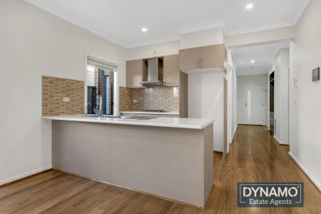 “Location at it's best” - Photo 5