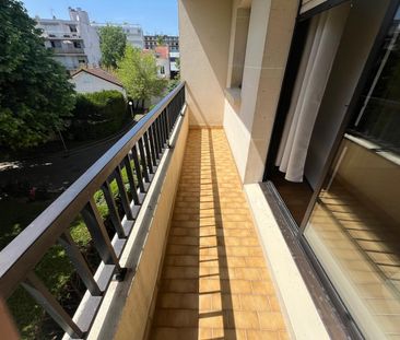 Location Appartement 1 pièce 25m² ST MAUR DES FOSSES 94210 - Photo 1