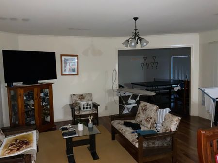 Langwarrin - Photo 3