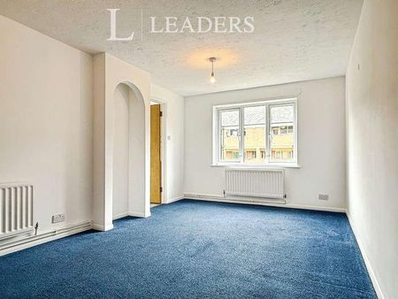 St. Matthews Court, PO12 - Photo 5