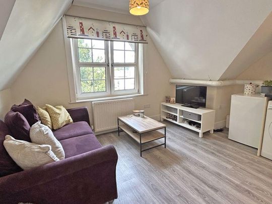 1 bedroom flat to rent - Photo 1