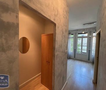 Location Appartement 4 pièces 150m² PERIGUEUX 24000 - Photo 4