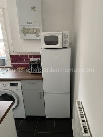 St. Ives Road, Manchester, M14 5NH - Photo 3