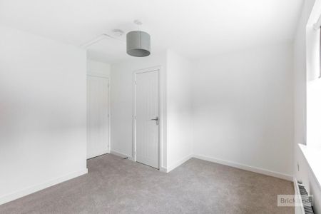 2 bedroom semi-detached house to rent - Photo 3