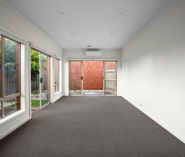1/31 Horseshoe Circuit, Truganina VIC, Belconnen - Photo 3