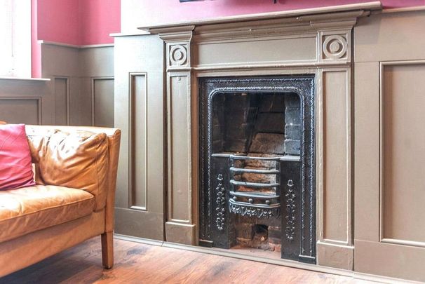 1 bedroom in a house share to rent - Photo 1