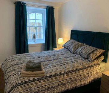 Flat 1 2 Ogwen Terrace, High Street - Photo 2