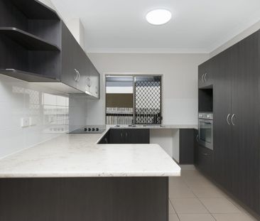 Fully Refreshed Home - Photo 4