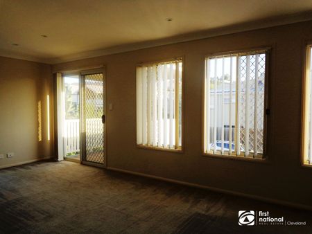 Stunning Family Home at 24 Parkview Drive, Springfield Lakes - Photo 2