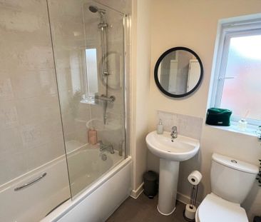 Foxglove Close - Photo 1