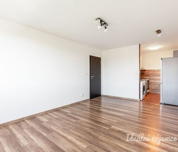Pronájem bytu 2+kk 45 m² - Fotografie 1