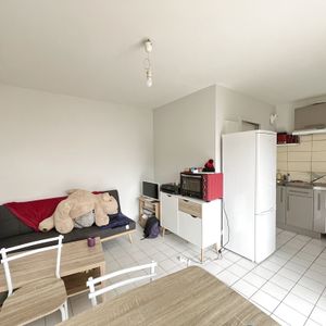 Location Appartement 2 pièces 30m² RODEZ 12000 - Photo 2