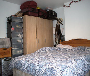 1 bedroom in a house share to rent - Photo 5