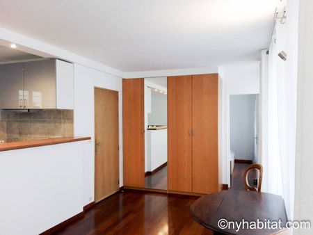 Logement à Paris, Location meublée - Photo 3