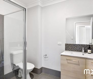 Light-Filled Coastal Retreat in a Secure Complex - Photo 6