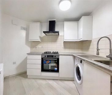 1 bedroom semi-detached house to rent - Photo 1