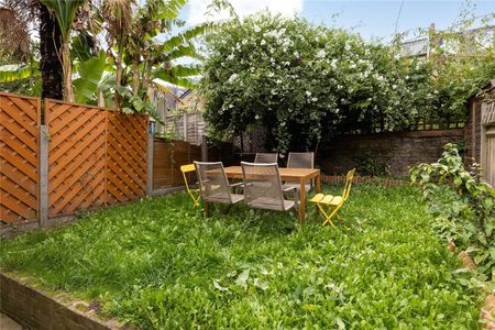 Clonmore Street, Southfields, SW18 flat to rent - Photo 3