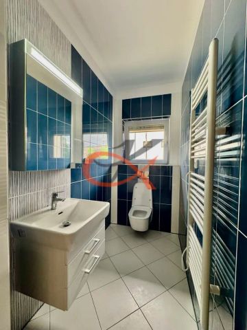 Moderní novostavba s balkónem v Rožnově pod Radhoštěm - Photo 4