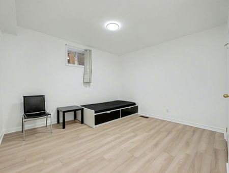 For Lease - 19 Verona Place Unit# Ground Floor, Hamilton, Ontario - Photo 5