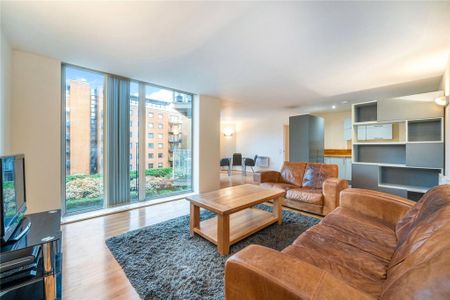 2 bedroom flat to rent - Photo 4