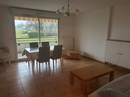 Location appartement 3 pièces 72.49 m² à Cessy (01170) - Photo 2