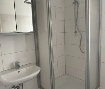 "Ideal für eine ältere Person" Kleines Appartement im EG -eigener E... - Photo 3