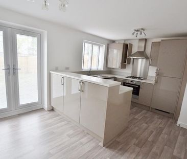 3 Bedroom Semi Detached To Let - Photo 6