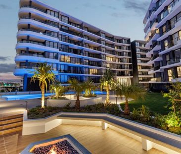 RESORT-STYLE LUXURY: 7TH FLOOR WITH POOL VIEW - Photo 2