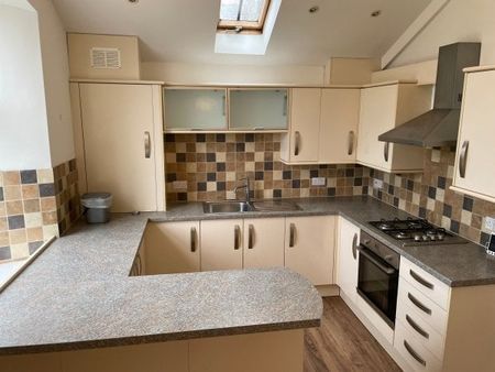 Helston, Helston, TR13 - Photo 4