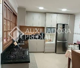 Casa com 3 quartos e 220m² para alugar em Harmonia, Canoas. - Foto 4