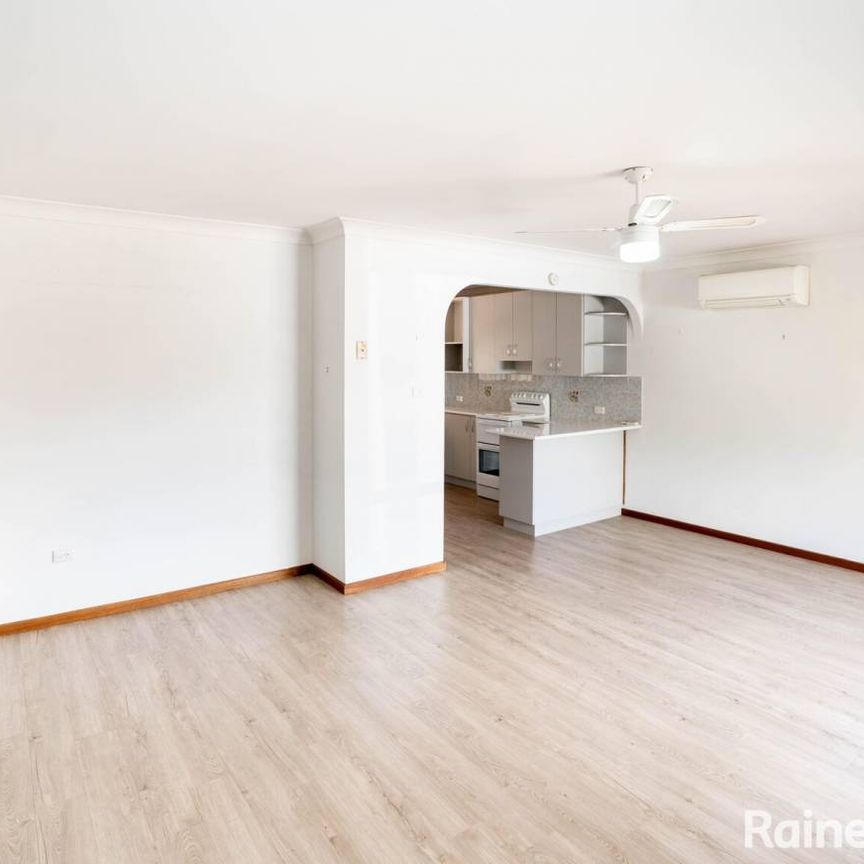 DELIGHTFUL TWO BEDROOM UNIT IN QUIET COMPLEX - Photo 1