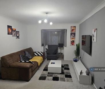 1 bedroom in a house share to rent - Photo 5