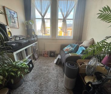 Deptford Broadway, London - Photo 2