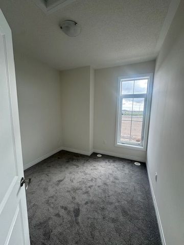 For Lease - 89 Blue Pond Drive, Brampton, Ontario - Photo 4