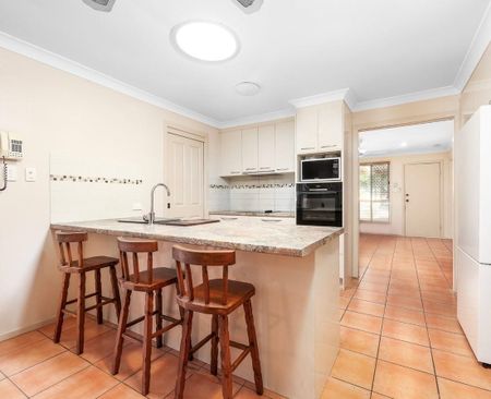 Conveniently Located Coastal Family Home - Photo 5