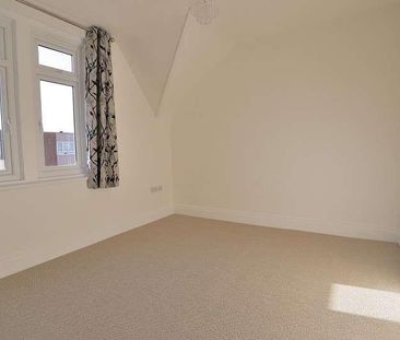 Lymington Road, Highcliffe, Dorset, BH23 - Photo 3