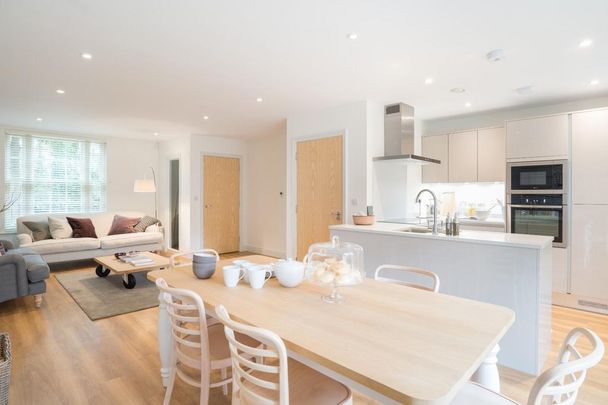 4 bedroom house to rent - Photo 1