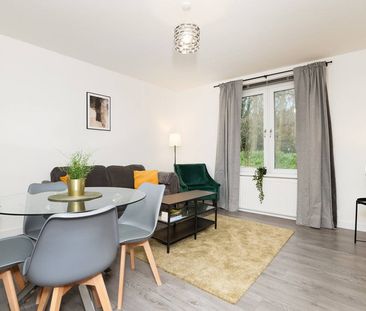 Milton Green - Photo 2