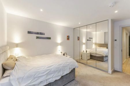 2 bedroom flat to rent - Photo 5