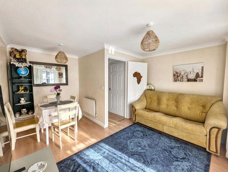 2 bedroom semi-detached house to rent - Photo 2