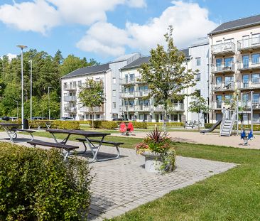 Thorsmans väg, Nyköping - Photo 1