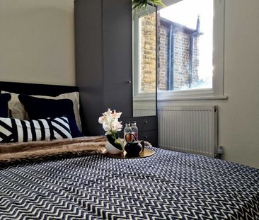 Special Cashback Offer! £100.00 Room 4, Colchester Road, Southend O... - Photo 1